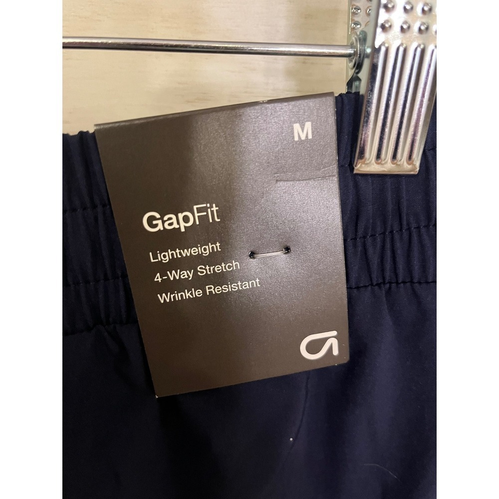 GapFit Tech High Rise Split-Hem Pants Size M *NWT* - Picture 5 of 9